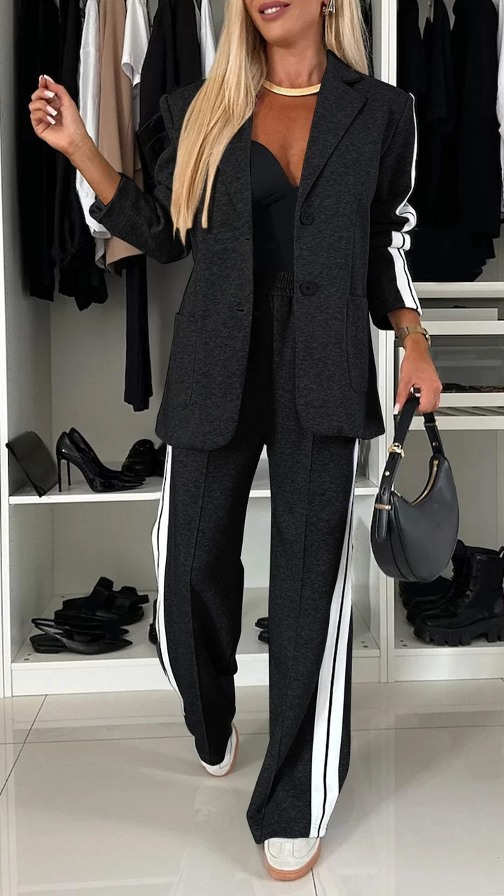 Vivian-Tailored Suit