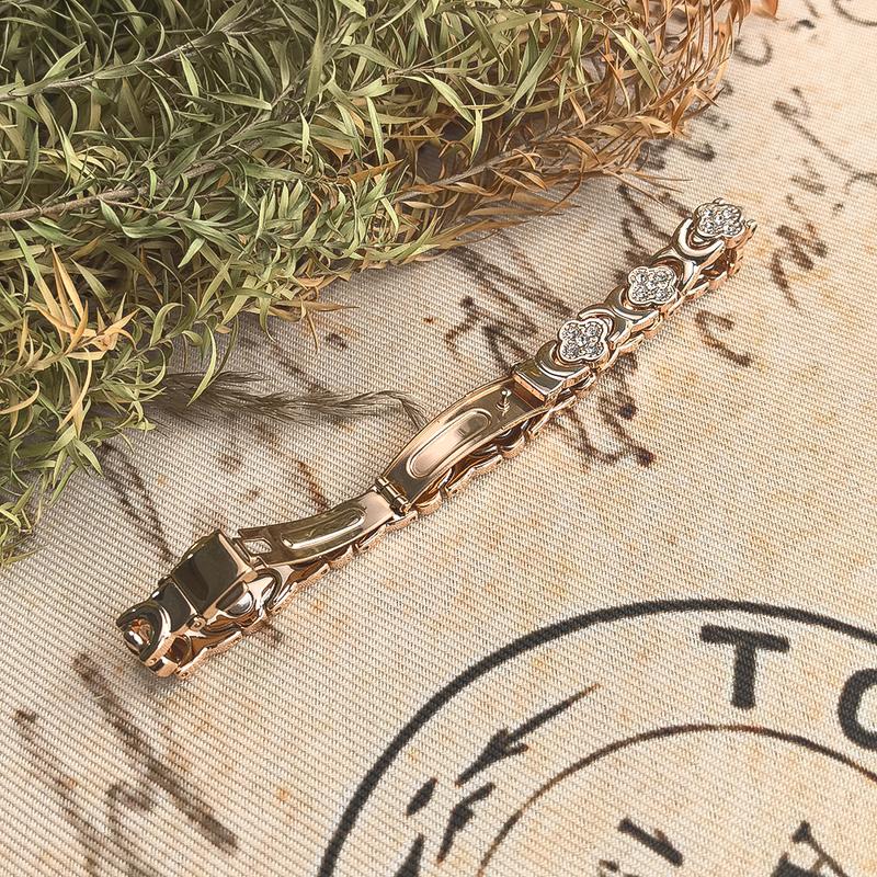 Celine™ – Elegant Magnetic Copper Bangle